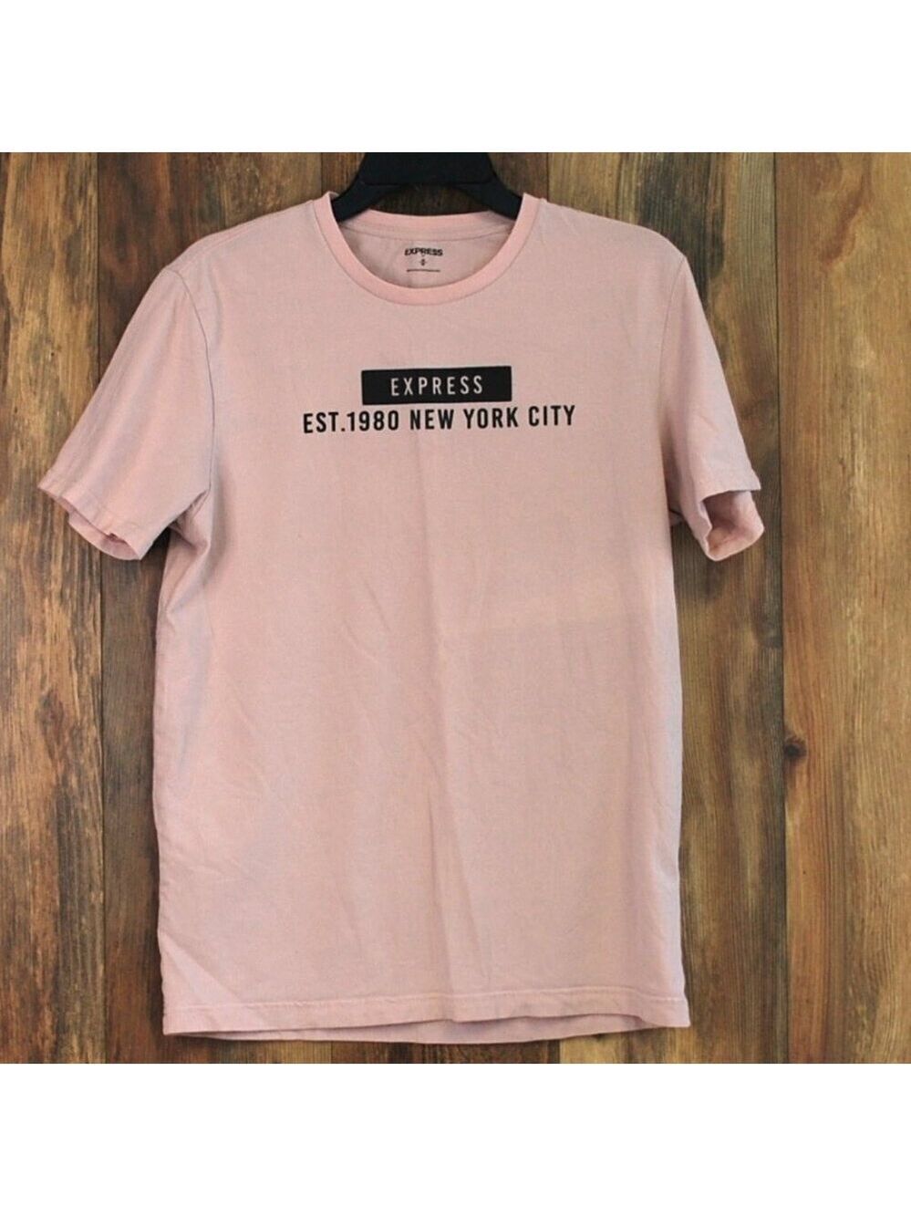 Express Men's Graphic Short Sleeve Pink Tee M